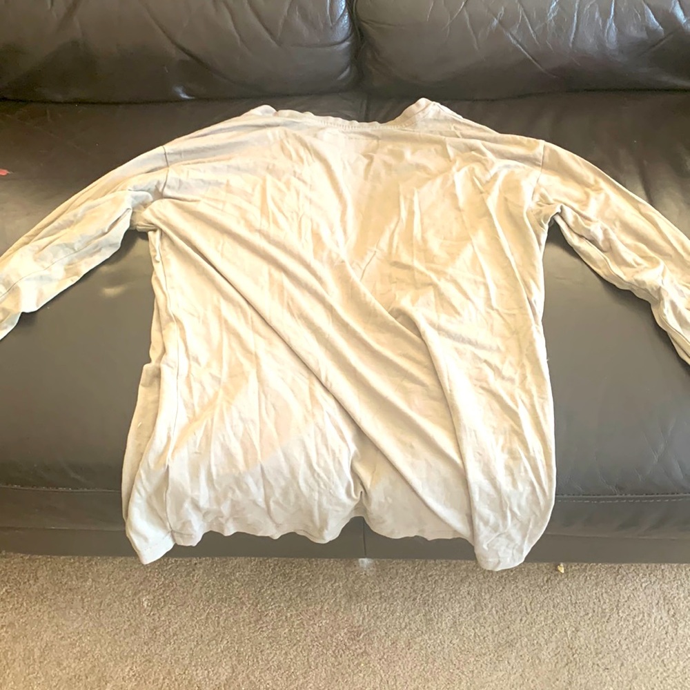 I’m selling this top because it’s not my favourite anymore